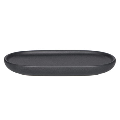 Granite saippua-alunen. Tummanhamaa. Muodoltaan suorakaide pyöristeltyillä reunoilla.